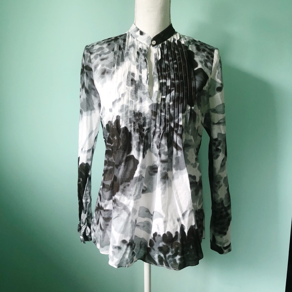 MICHAEL Michael Kors Black & White Rose Blouse 6